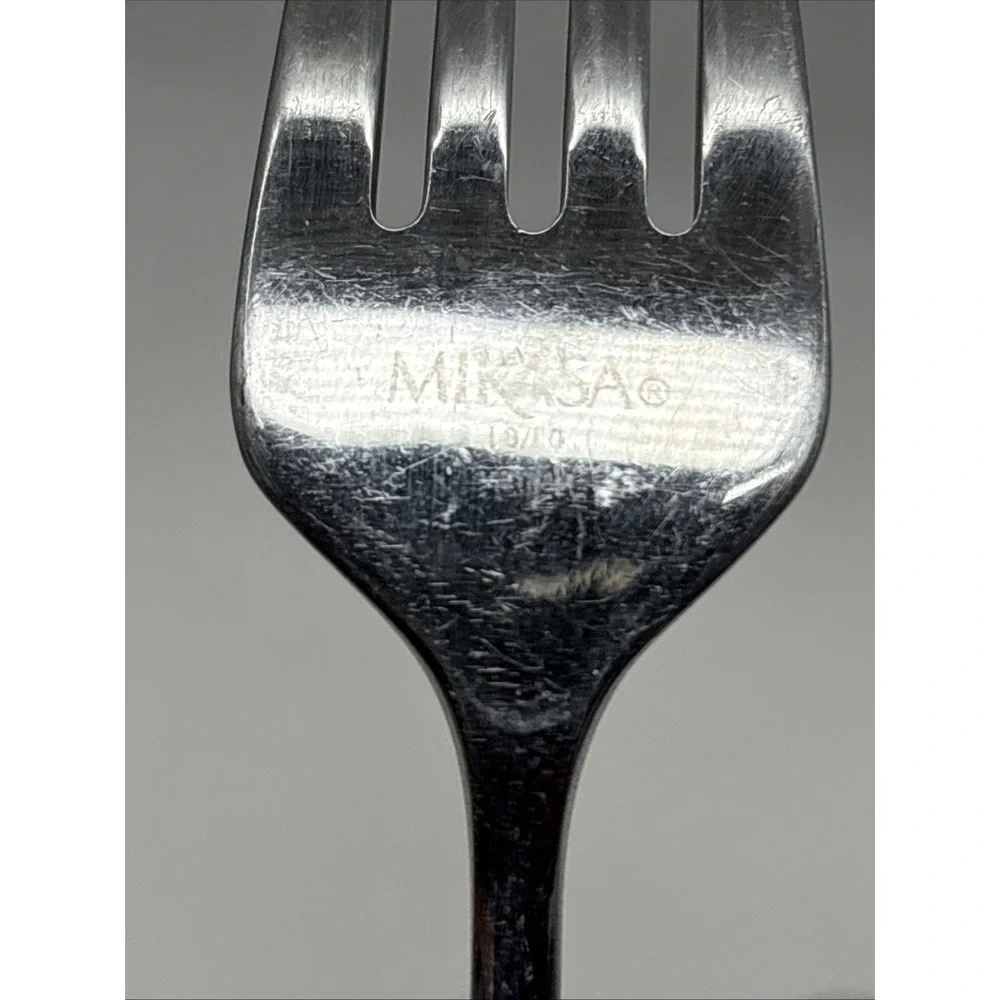 2 Mikasa French Countryside Stainless Dinner Forks 7 7/8